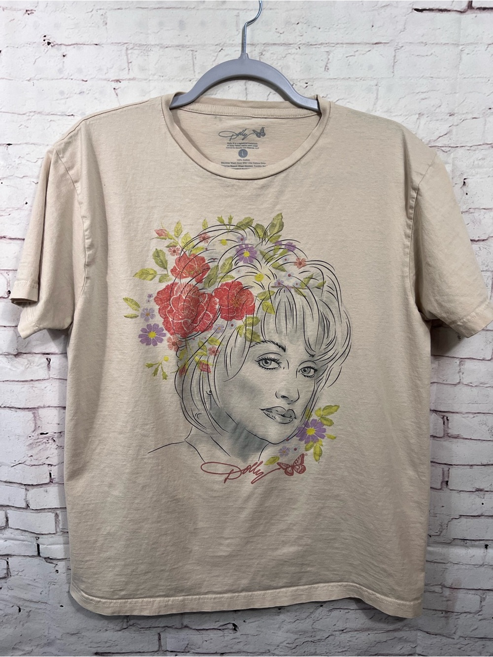 Dolly Parton Floral Beige Tee Shirt Woman Size Large